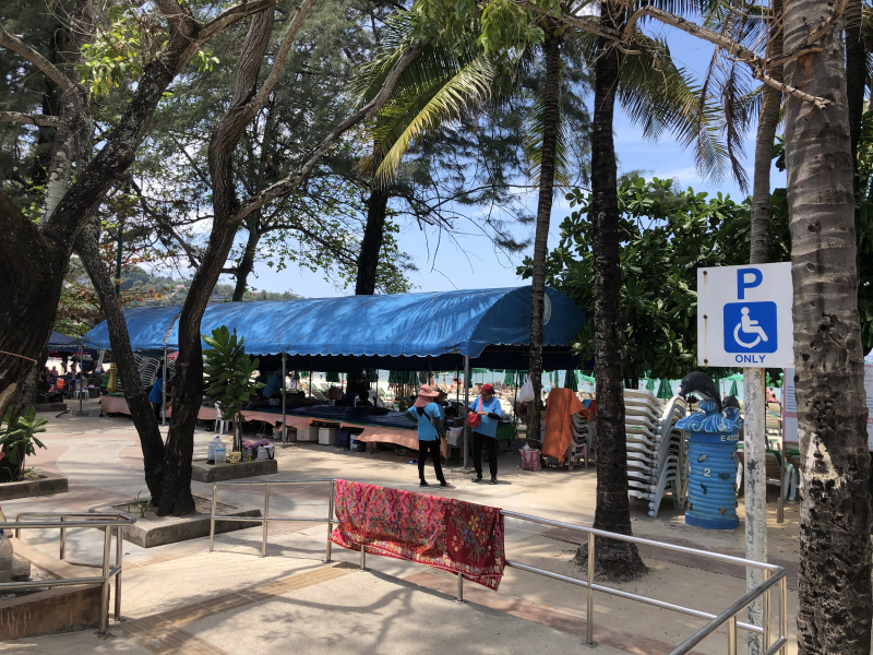 Patong beach – keep calm and carry on